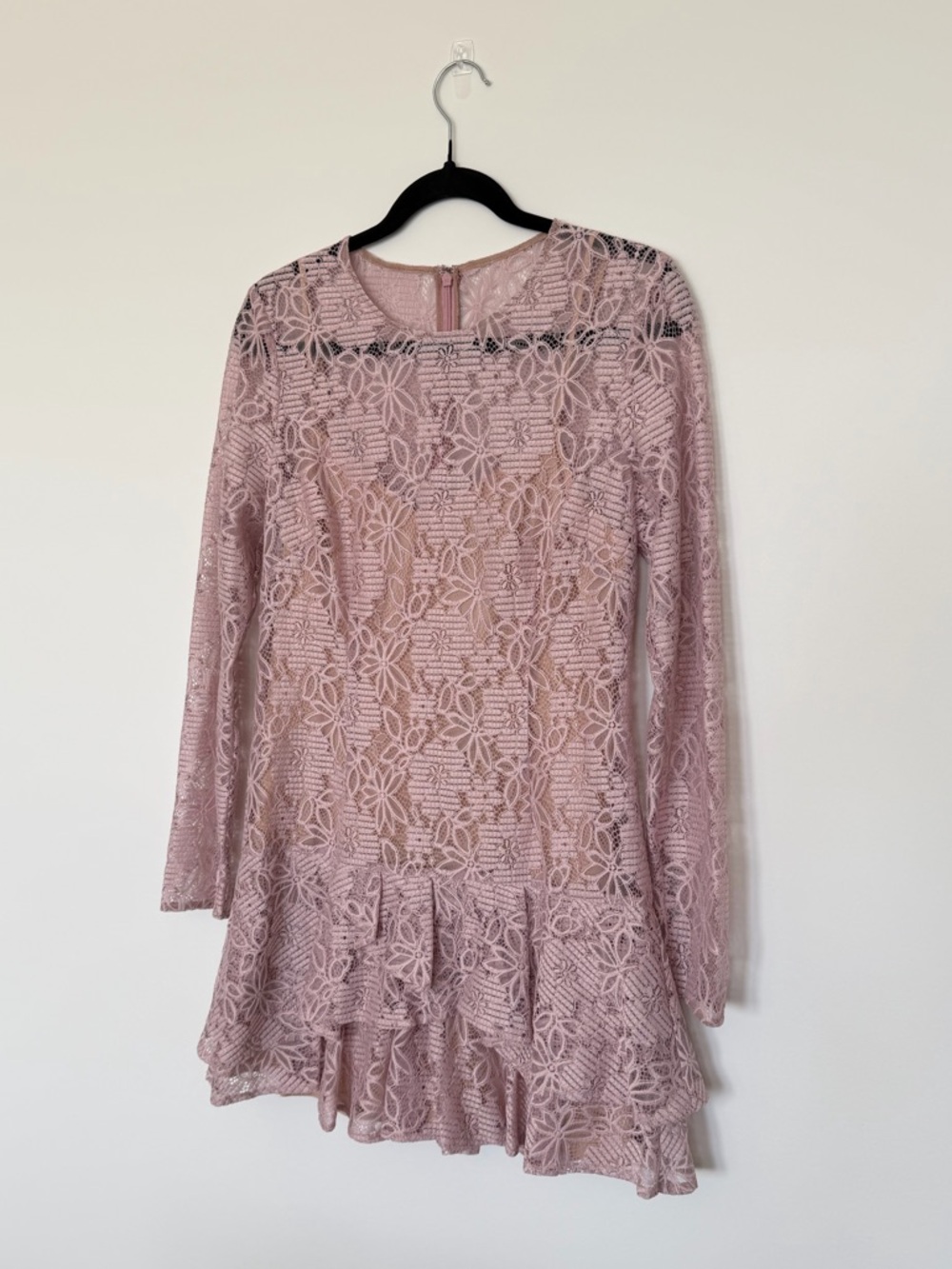 NWT BCBGMaxAzria Lysa Floral Lace Dress - Size 6 - Picture 2 of 11